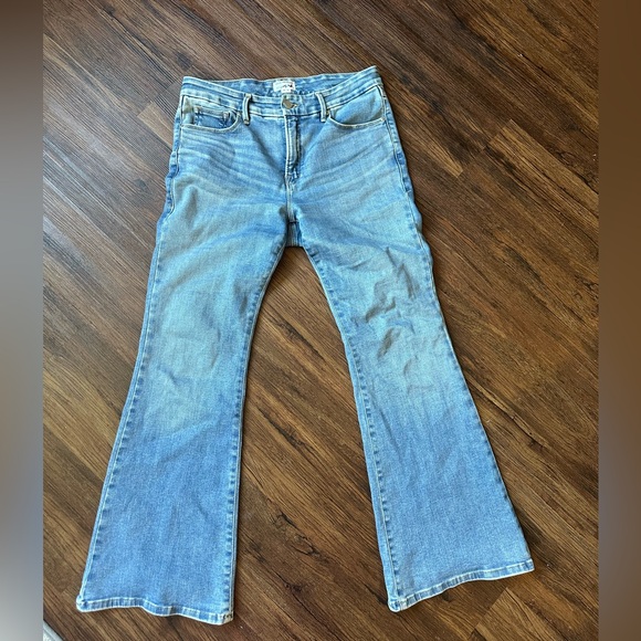 12 / 31 DOLLY PARTON JOLEANS PETITE FLARE JEANS LIGHT WASH DENIM GOOD AMERICAN - Picture 4 of 16